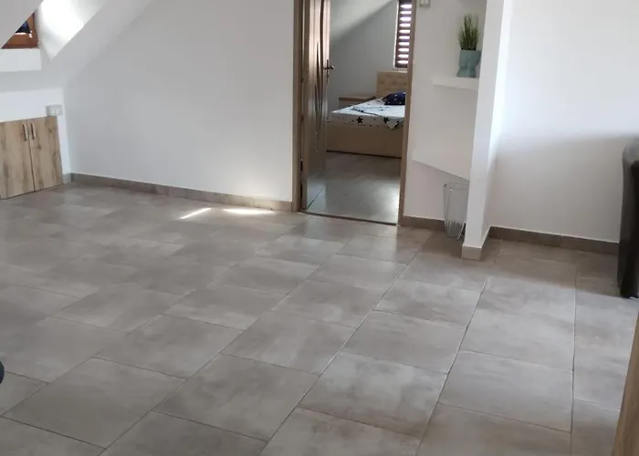 Sandra&rebecut شقة دووا مايْ